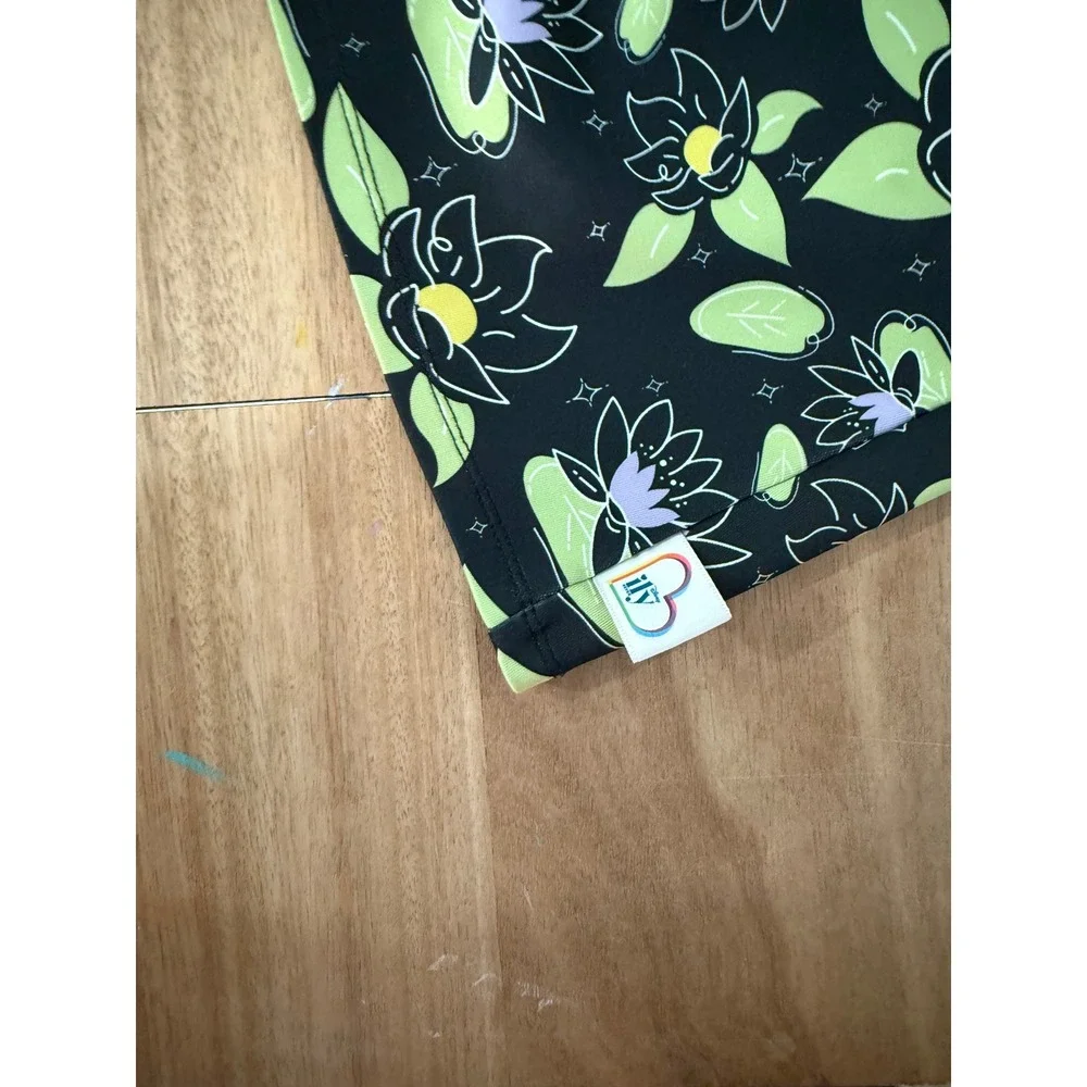 Disney Princess Tiana Water Lily Skirt Black Green Floral Girls Size 9/10 ily